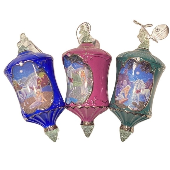 Bradford Edition 2001 Joyce Patti Moonlit Trail
3 Piece Ornament Collection - Picture 1 of 15